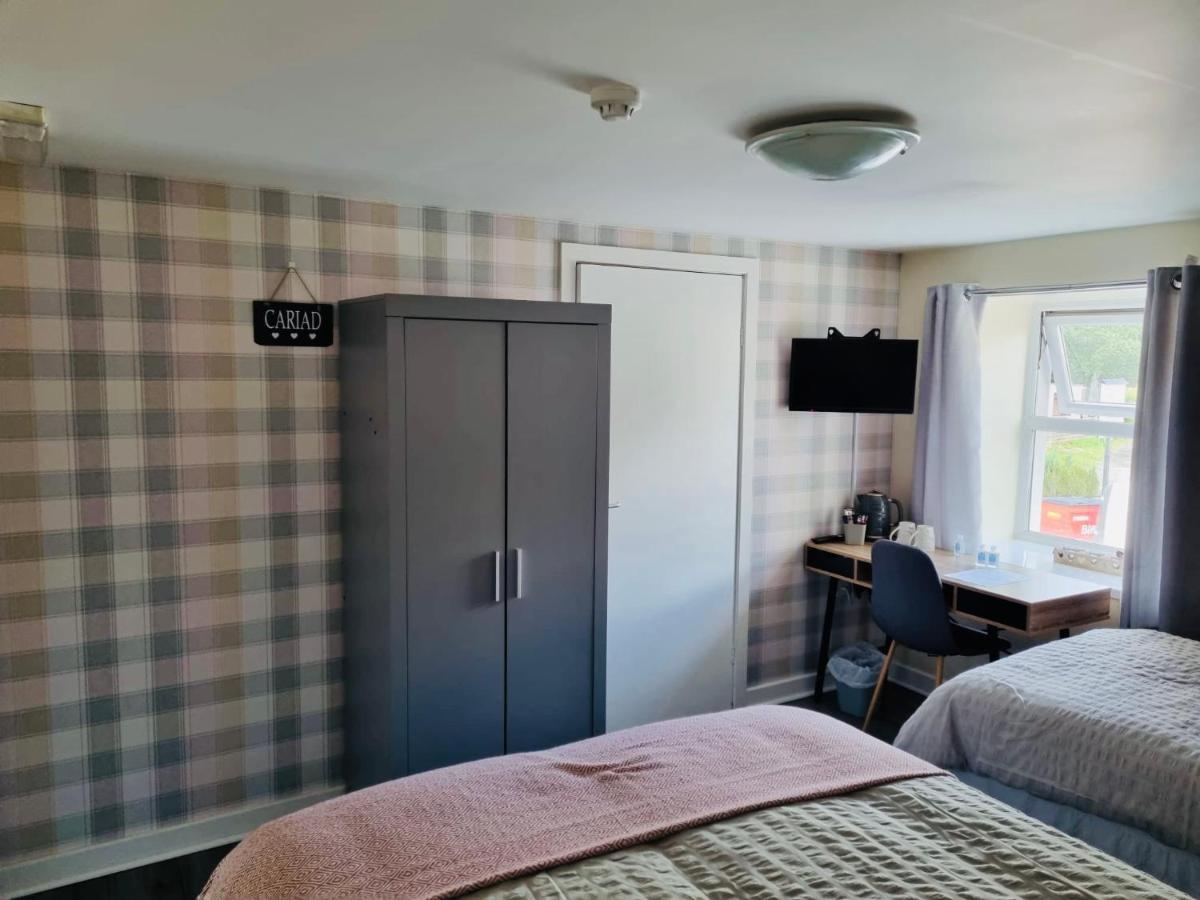 The Crown Inn Ystalyfera Екстер'єр фото